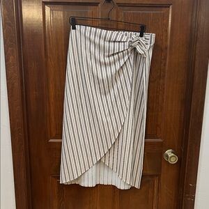 H&M Asymmetrical Skirt with Stripes in Cream and Black